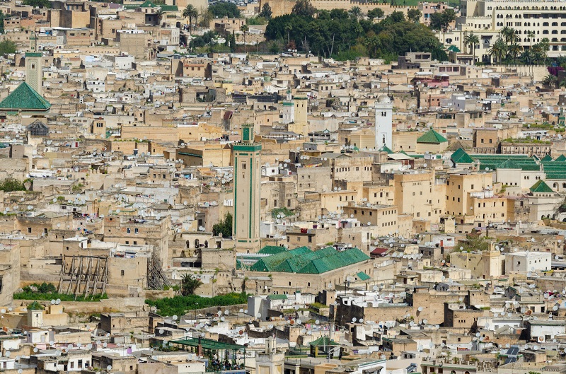 Fès est une ville impériale du Maroc, c’est-à-dire qu’elle a été la capitale du pays à plusieurs reprises dans l’histoire